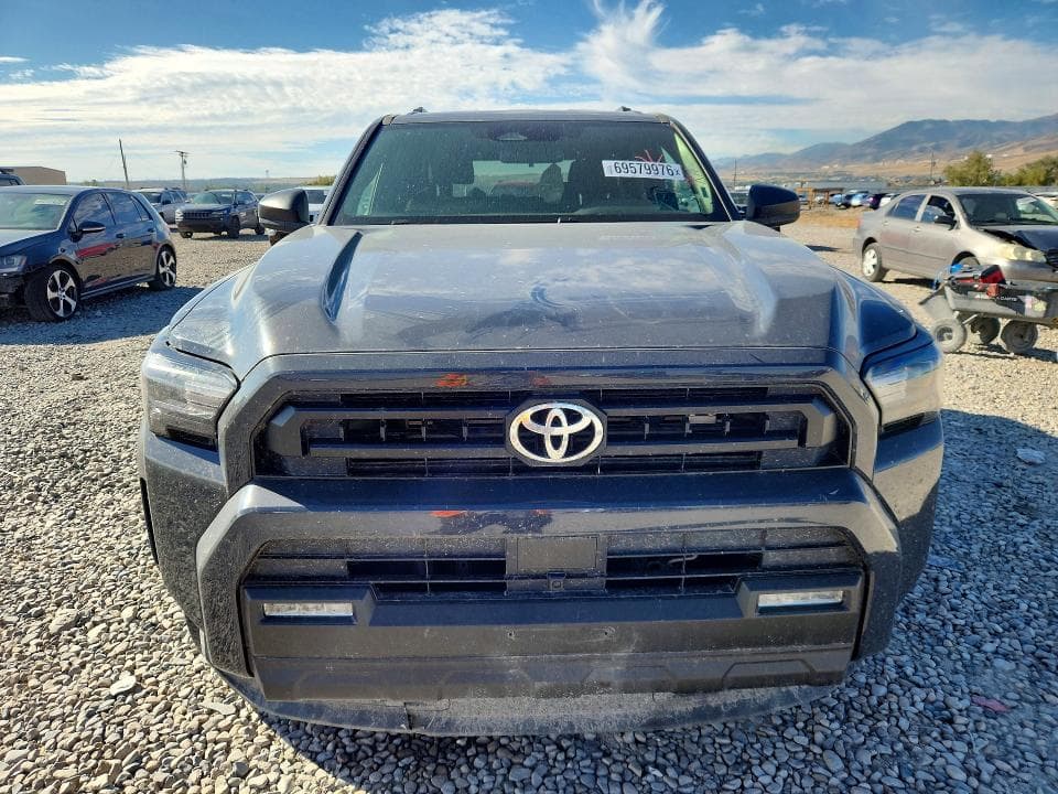2025 TOYOTA 4RUNNER SR5 5