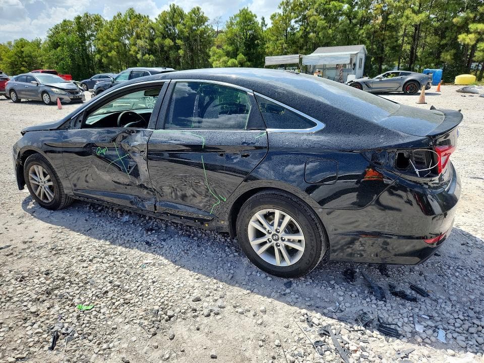 2017 HYUNDAI SONATA SE 2