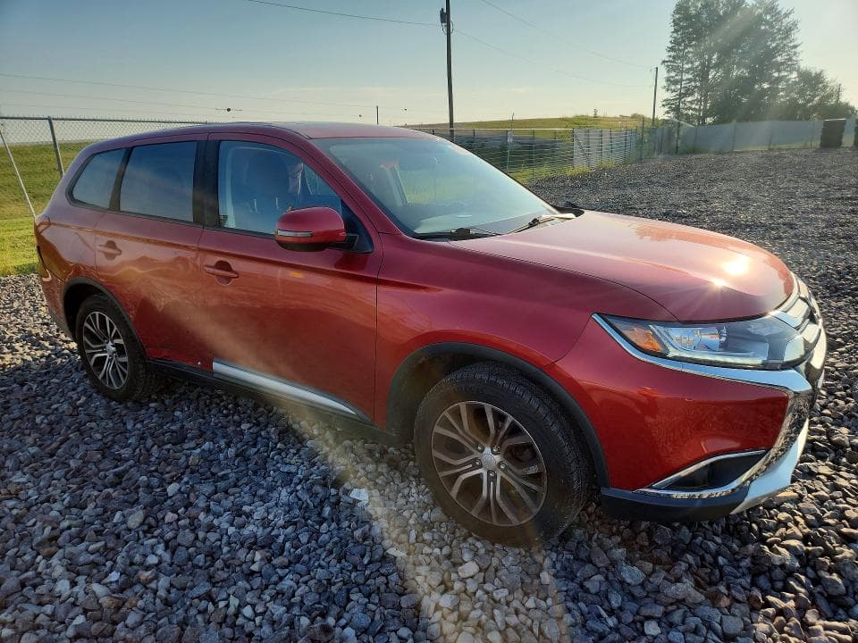 2018 MITSUBISHI OUTLANDER SE 4