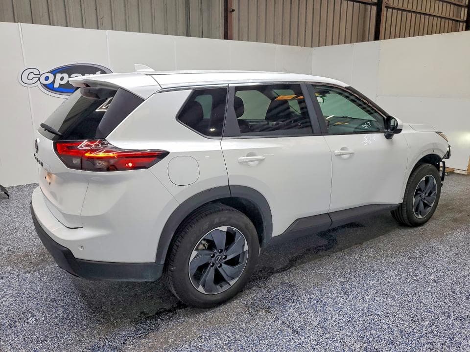 2025 NISSAN ROGUE SV 3