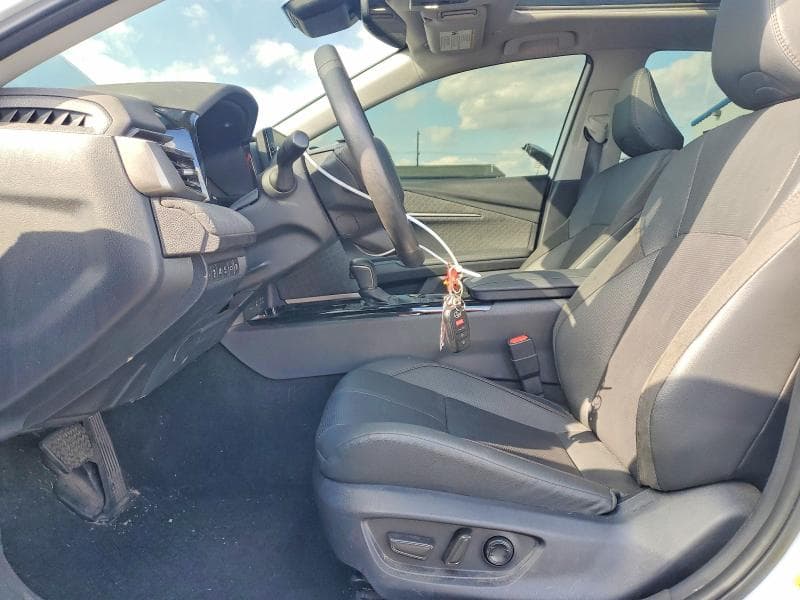 2026 TOYOTA CAMRY XLE 7