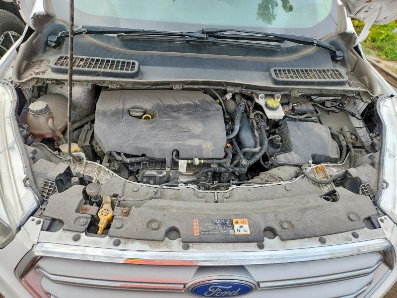 2017 FORD ESCAPE SE 11