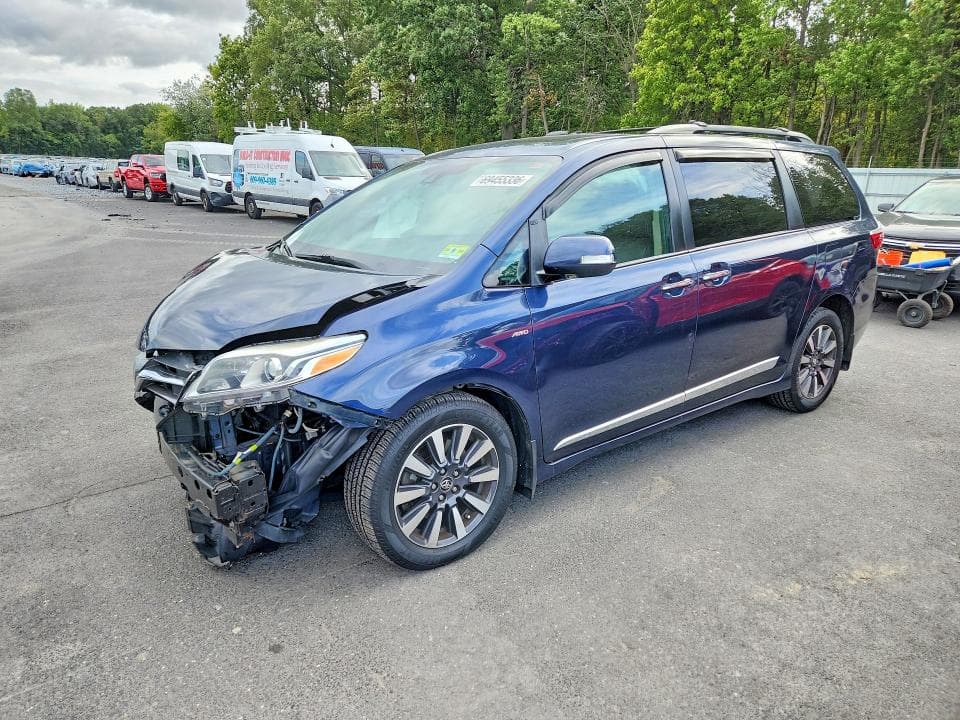 2019 TOYOTA SIENNA LIMITED 7-PASSENGER