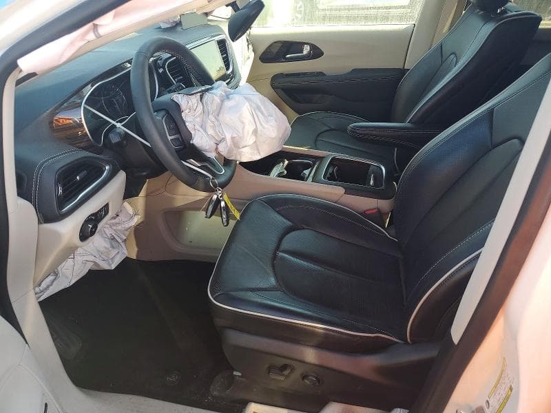 2024 CHRYSLER PACIFICA LIMITED 7