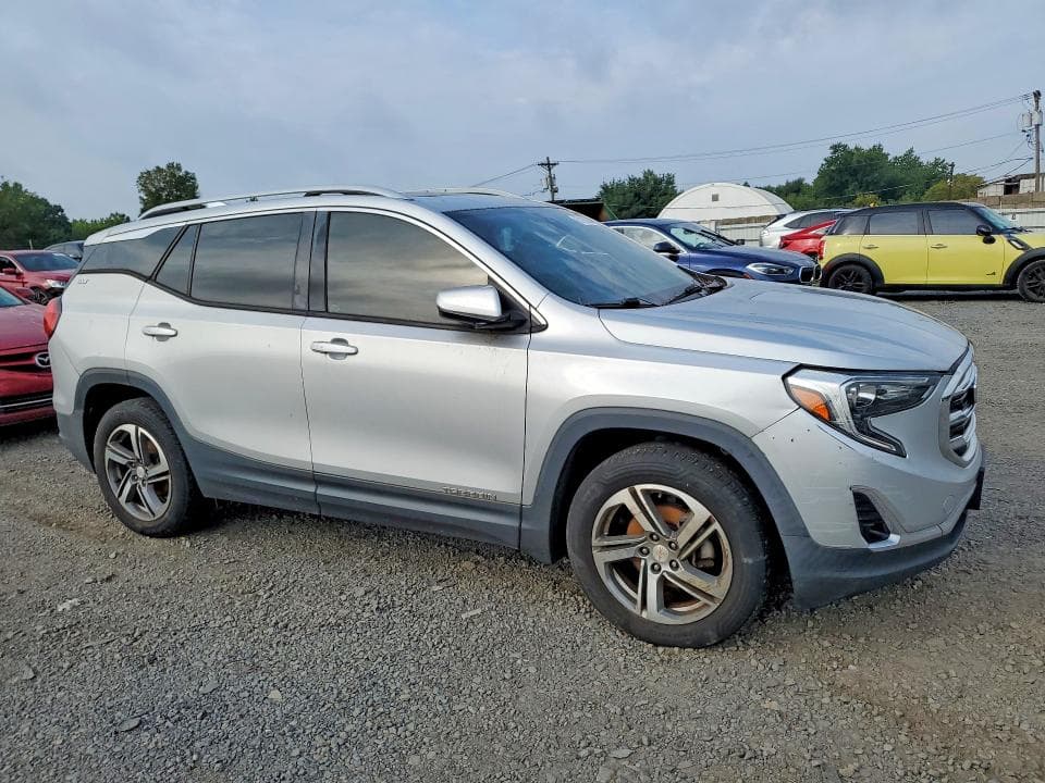 2018 GMC TERRAIN 4