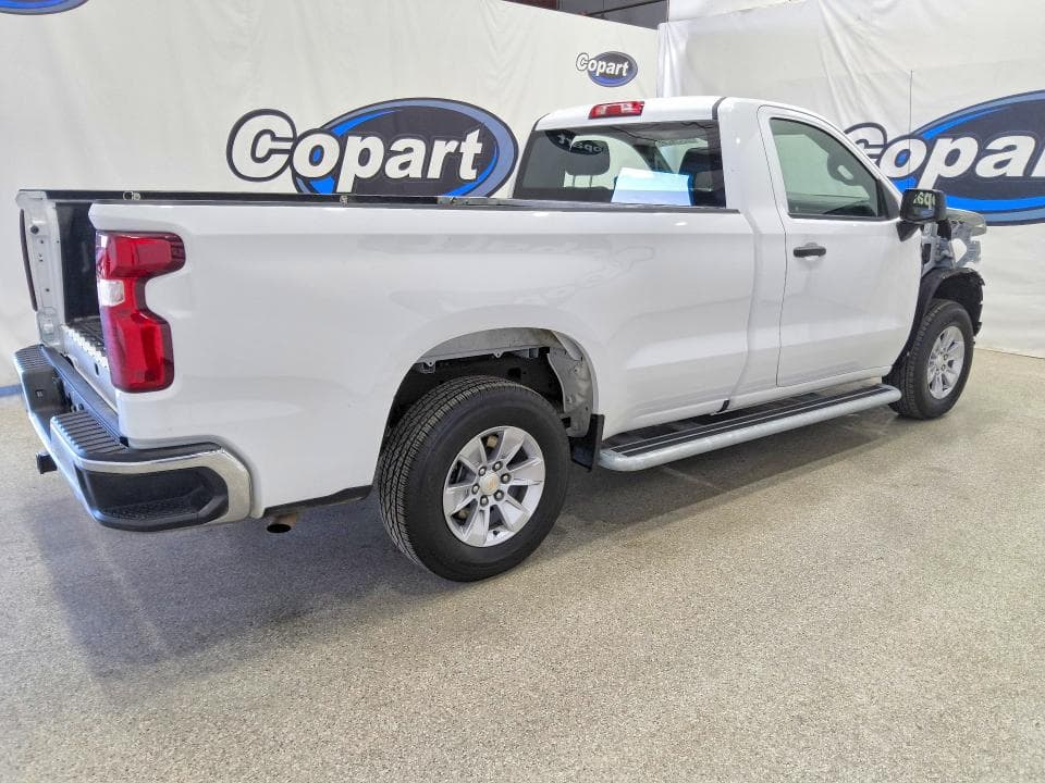 2025 CHEVROLET SILVERADO C1500 3