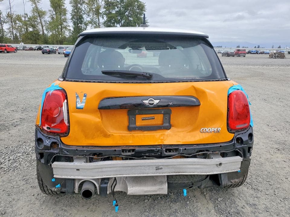 2017 MINI COOPER 6