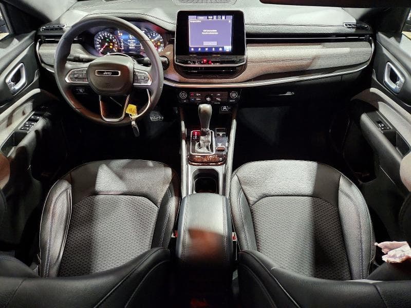 2025 JEEP COMPASS LATITUDE 8