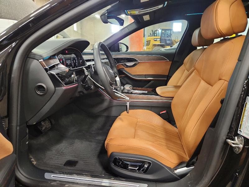 2025 AUDI A8 L 7
