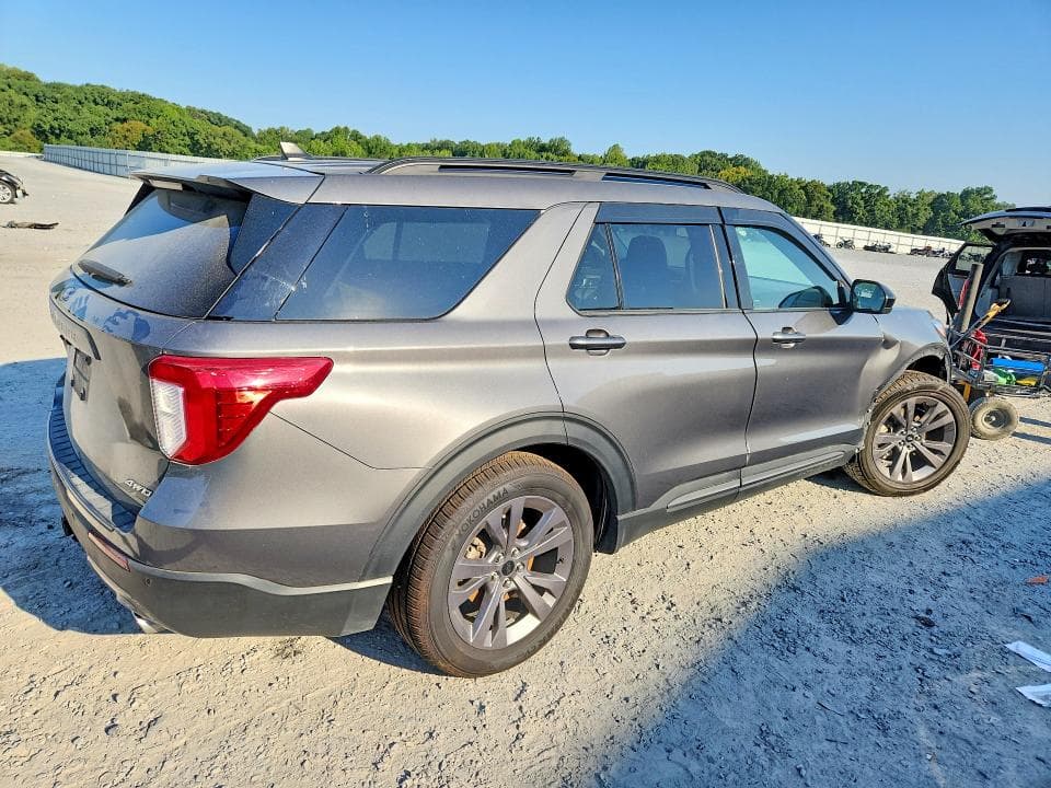 2023 FORD EXPLORER XLT 3