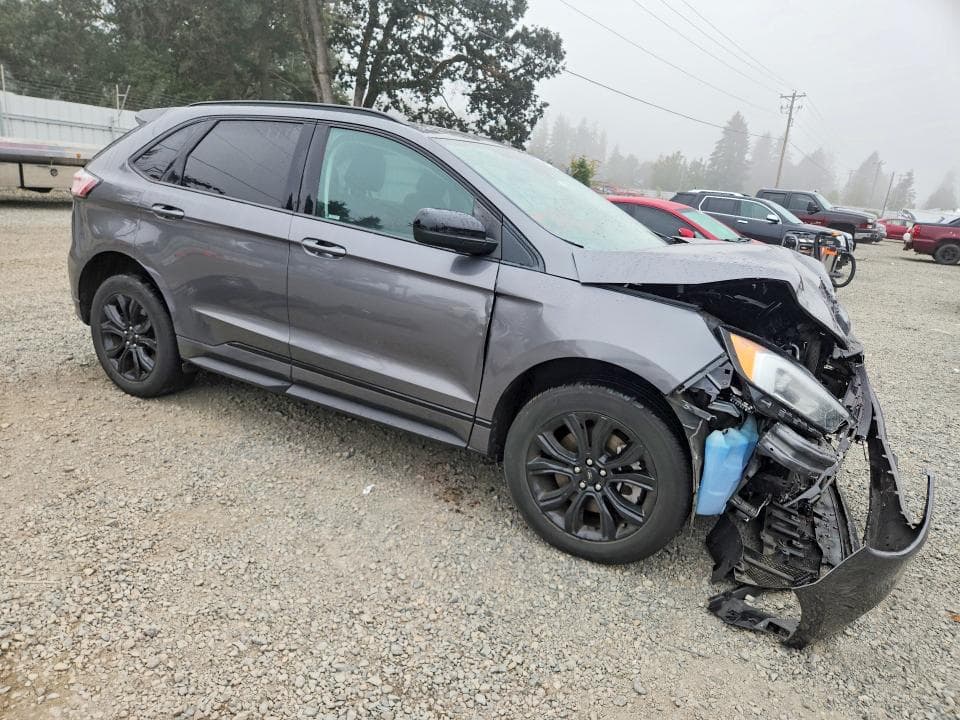 2022 FORD EDGE SE 4