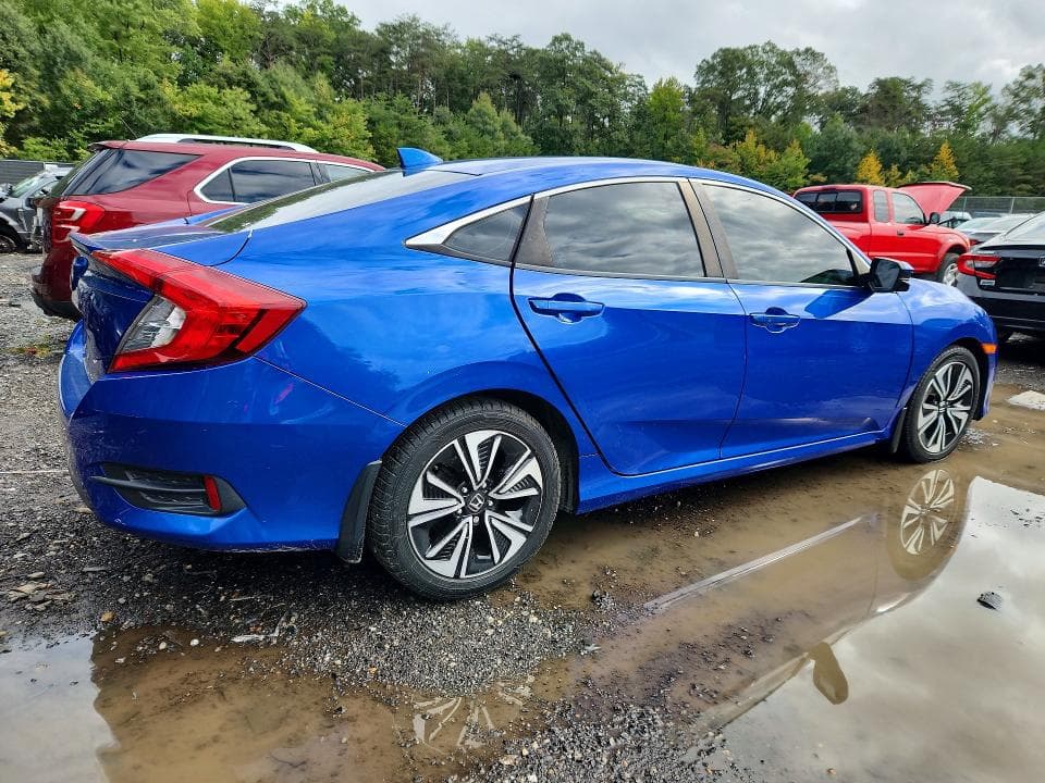 2017 HONDA CIVIC EX 3
