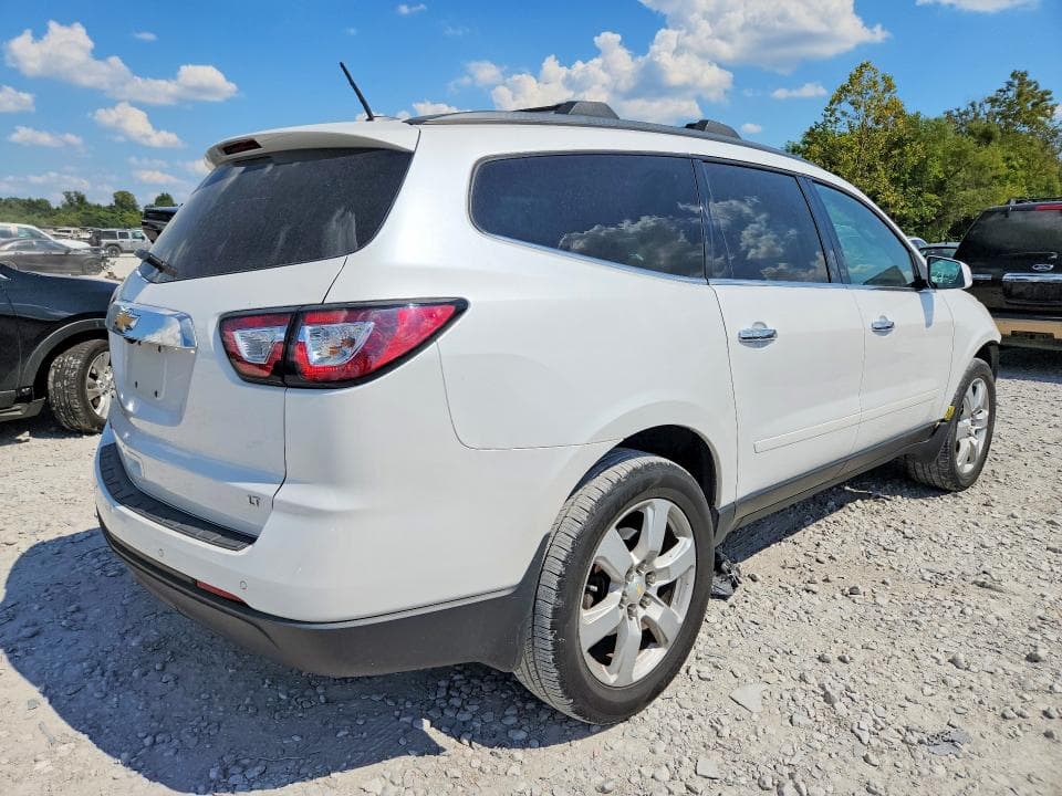 2017 CHEVROLET TRAVERSE LT 3