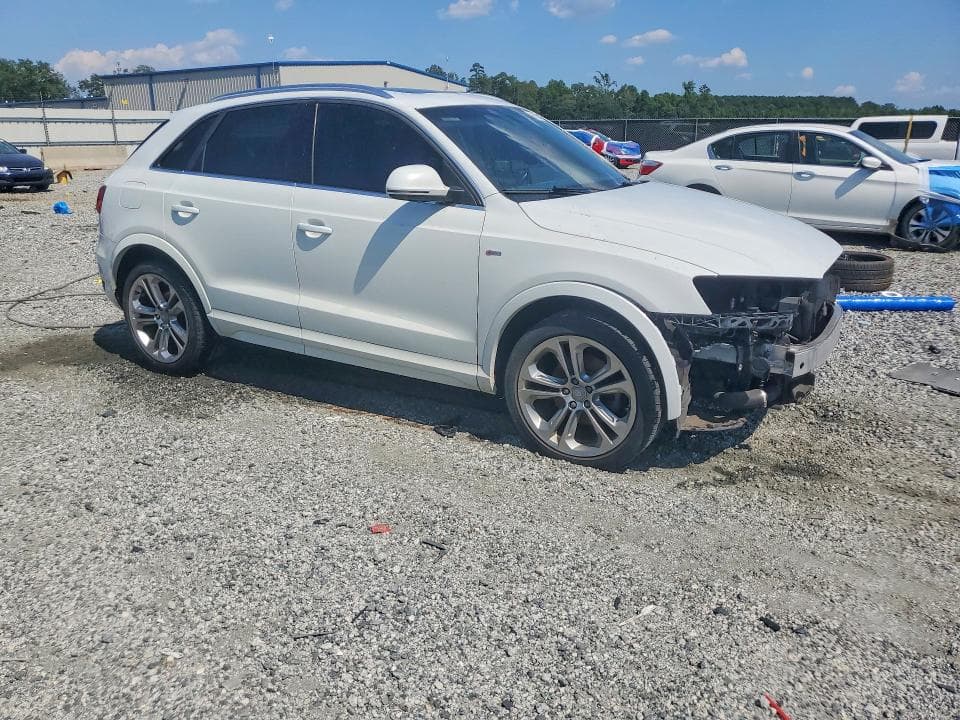2017 AUDI Q3 PRESTIGE 4
