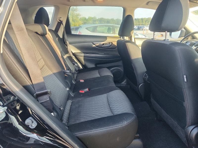 2019 NISSAN ROGUE SV 11
