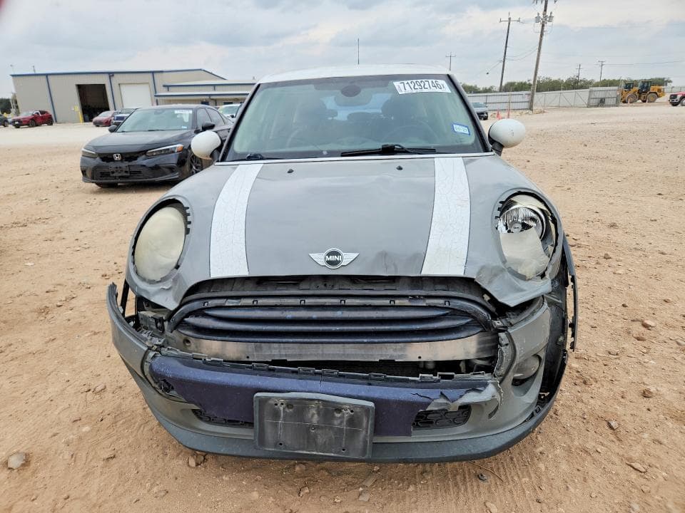 2017 MINI COOPER 5