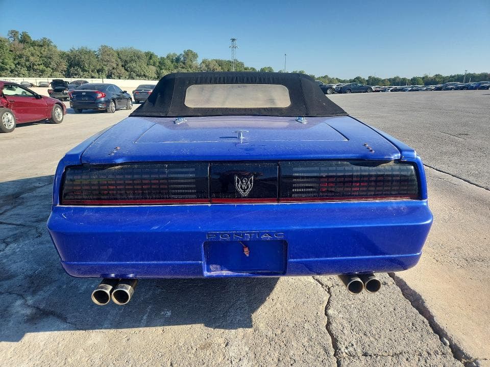 1985 PONTIAC FIREBIRD TRANS AM 6