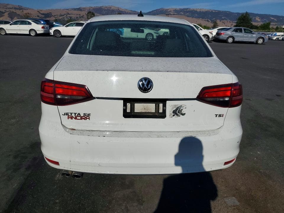 2017 VOLKSWAGEN JETTA SE 6