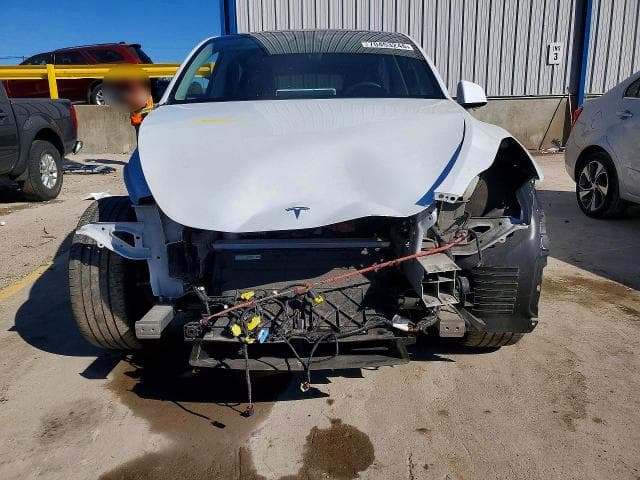 2023 TESLA MODEL Y 5