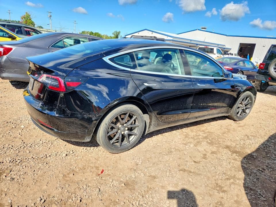 2019 TESLA MODEL 3 3