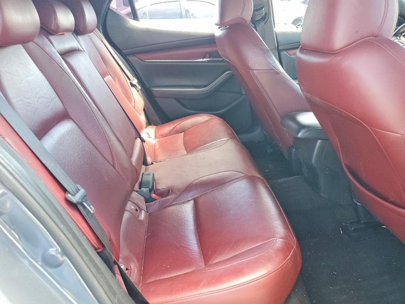 2020 MAZDA 3 PREMIUM 10
