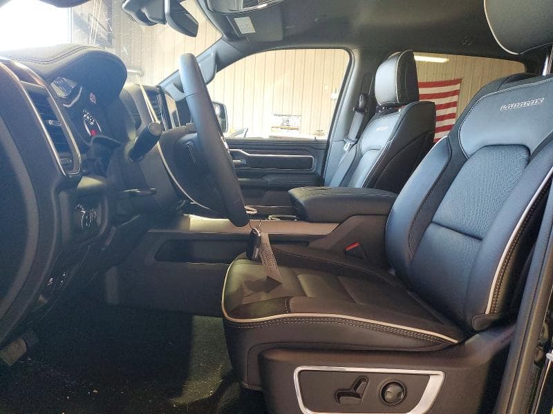 2027 RAM 1500 LARAMIE 7