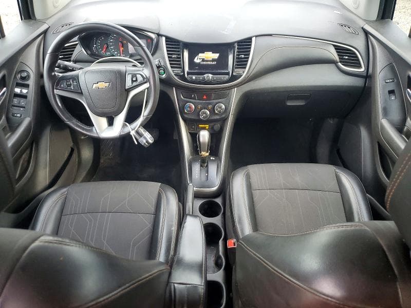 2020 CHEVROLET TRAX 1LT 8