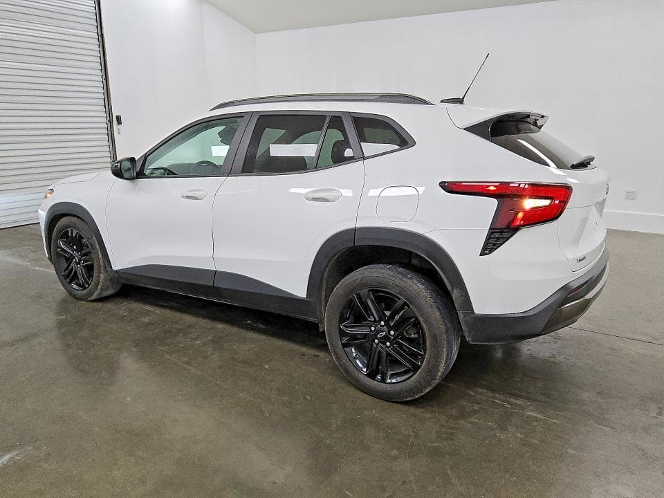 2025 CHEVROLET TRAX ACTIV 2