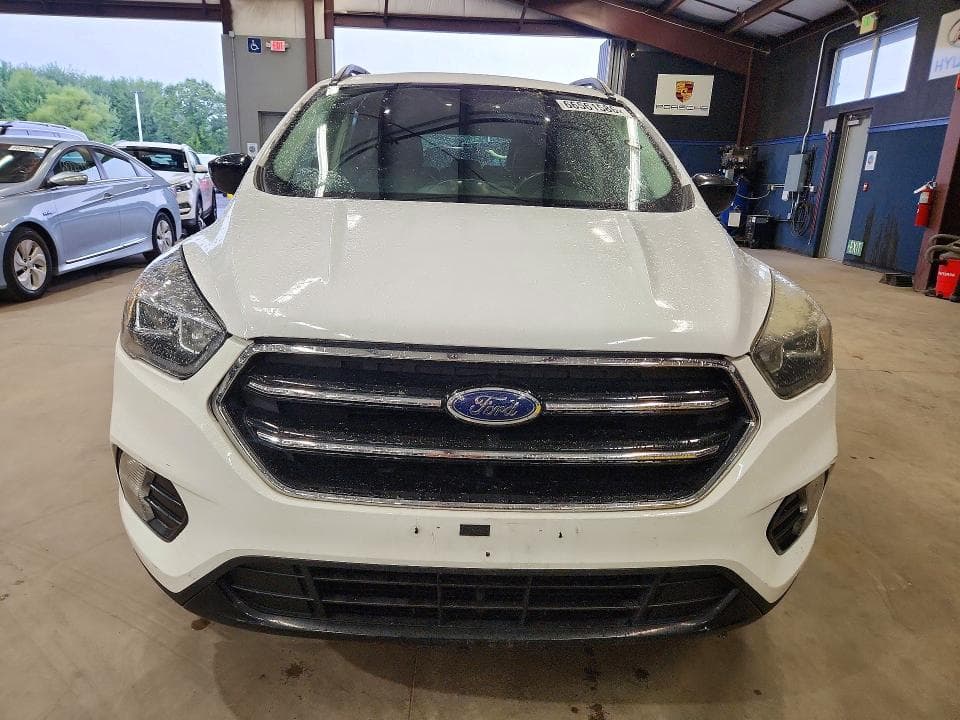 2017 FORD ESCAPE SE 5