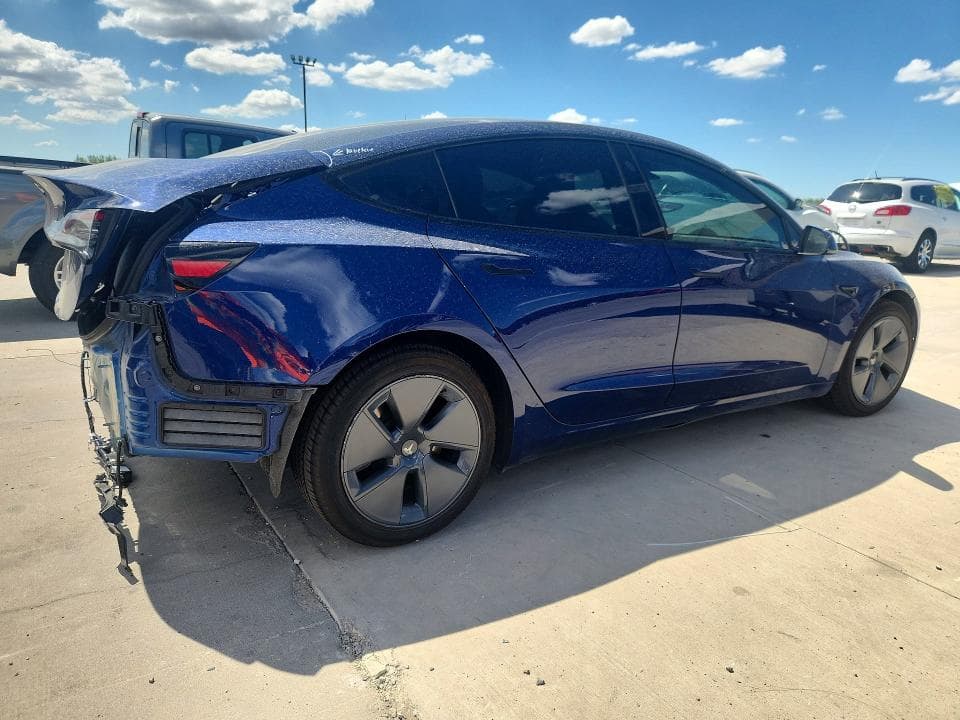 2023 TESLA MODEL 3 3