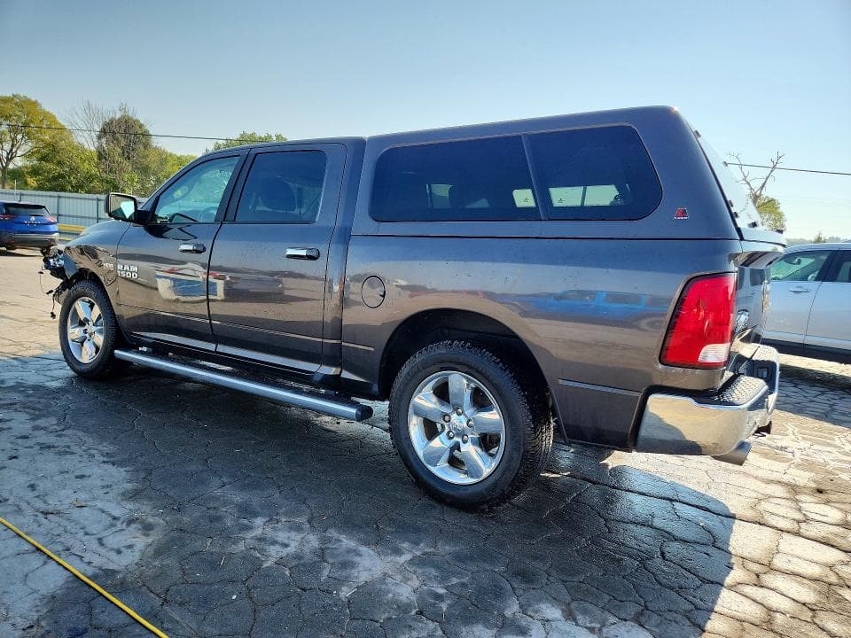 2017 RAM 1500 SLT 2