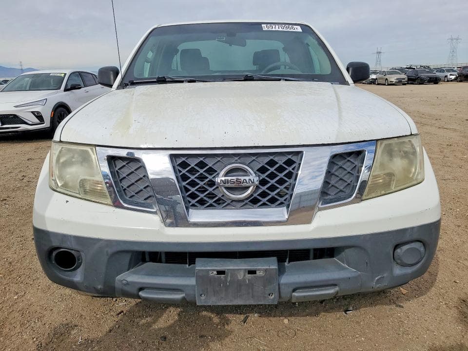 2017 NISSAN FRONTIER S 5