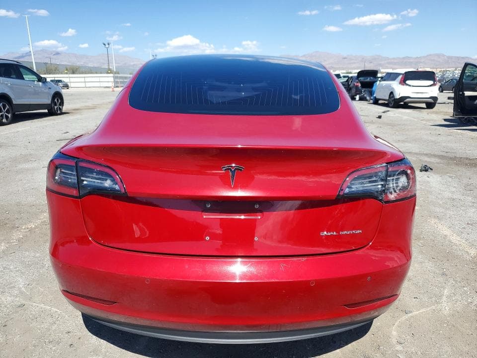 2018 TESLA MODEL 3 6