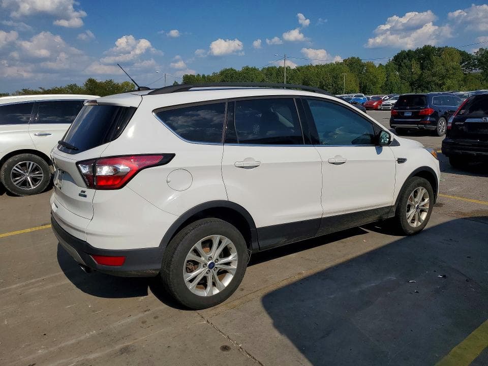 2018 FORD ESCAPE SE 3