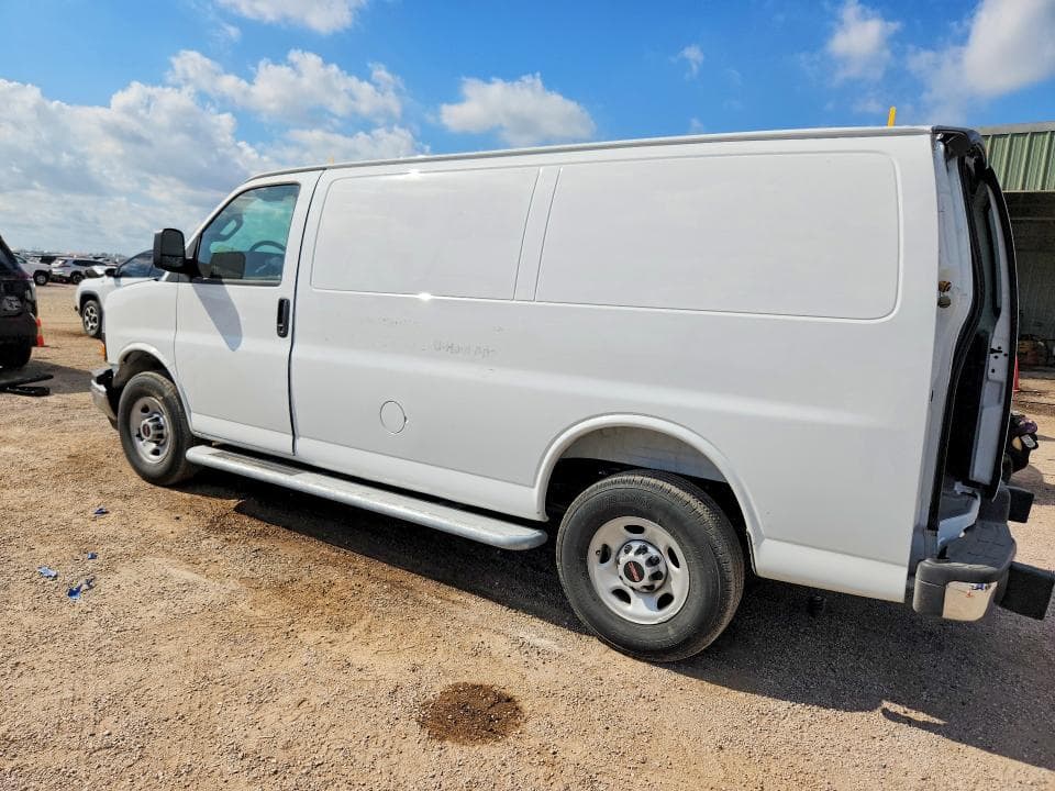 2026 GMC SAVANA G2500 2