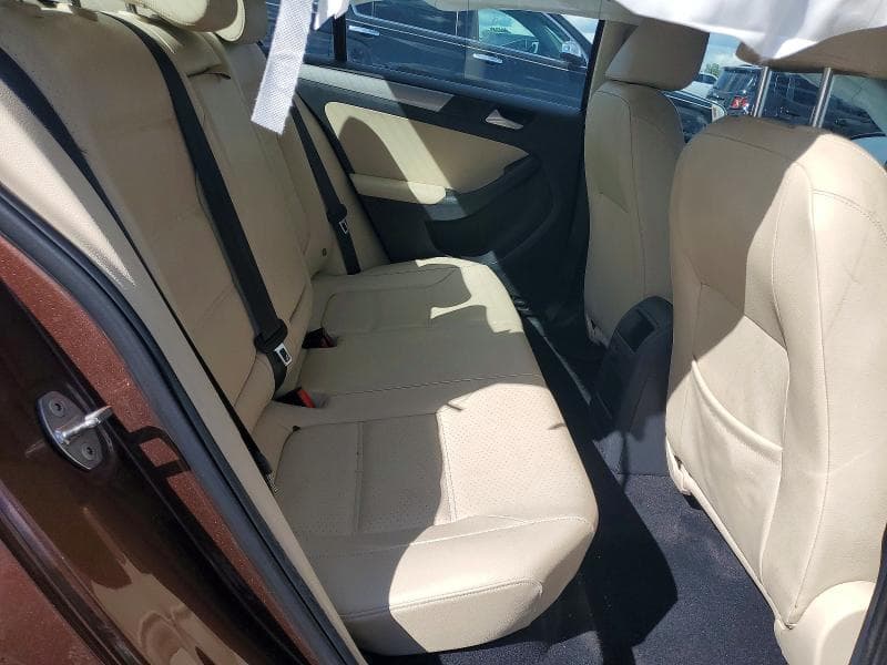 2017 VOLKSWAGEN JETTA SE 10