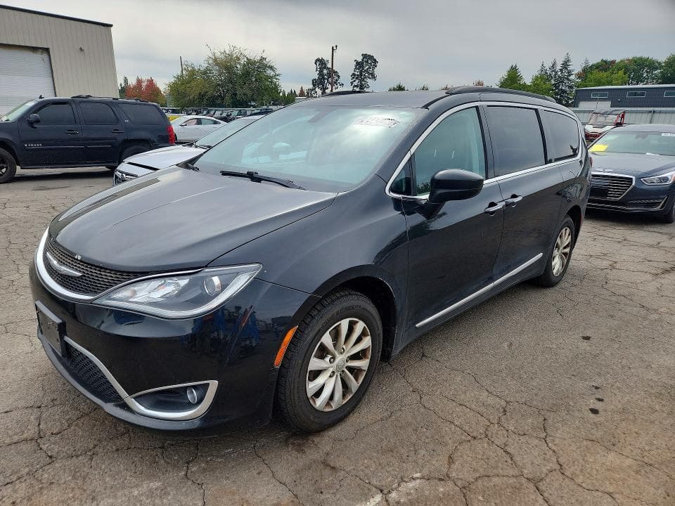 2017 CHRYSLER PACIFICA TOURING L - 1