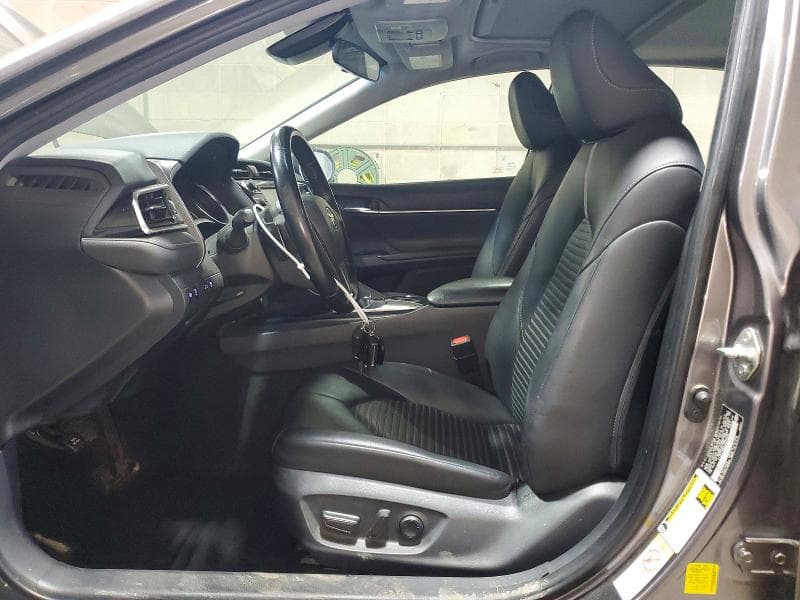 2018 TOYOTA CAMRY SE 7
