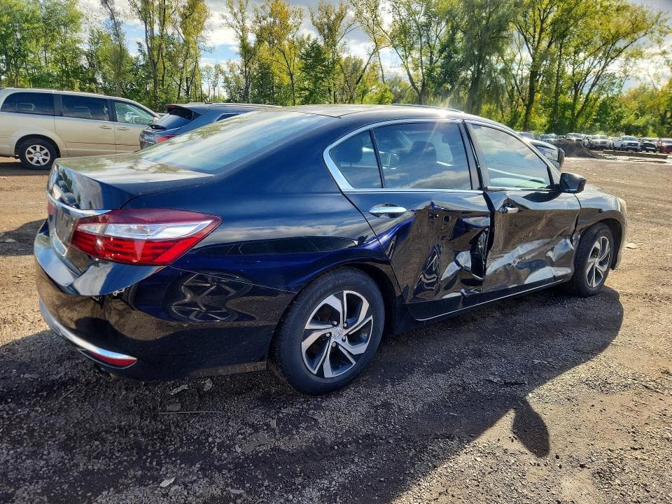 2017 HONDA ACCORD LX 3