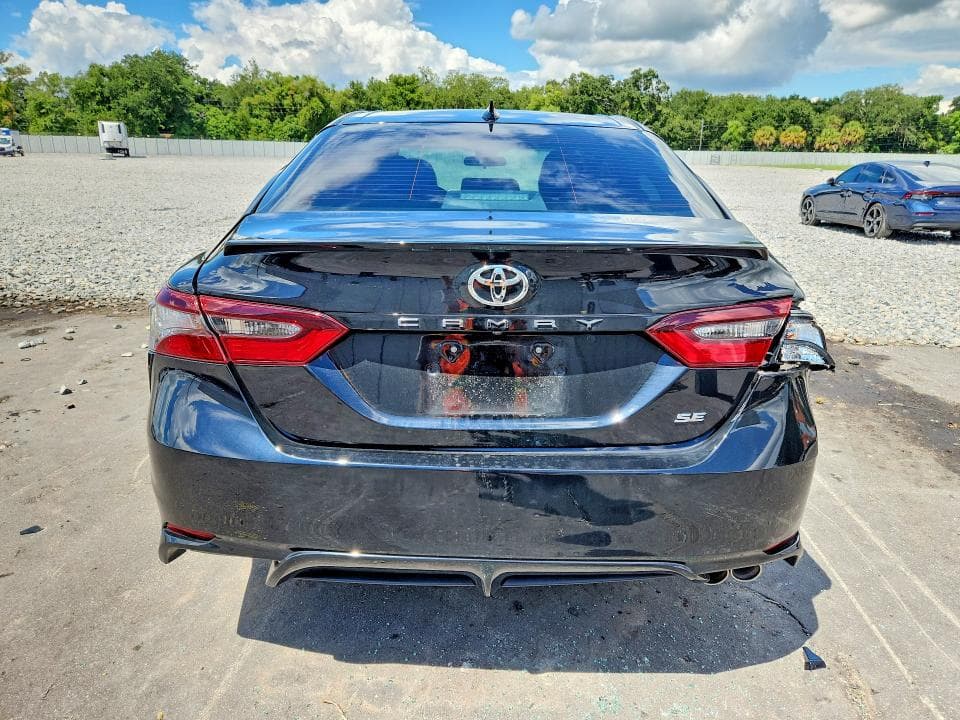 2024 TOYOTA CAMRY SE 6