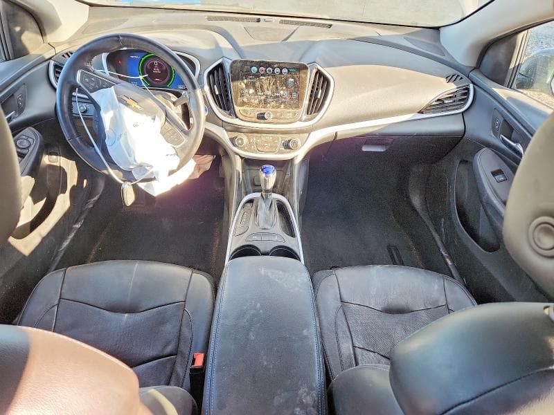 2017 CHEVROLET VOLT LT 8