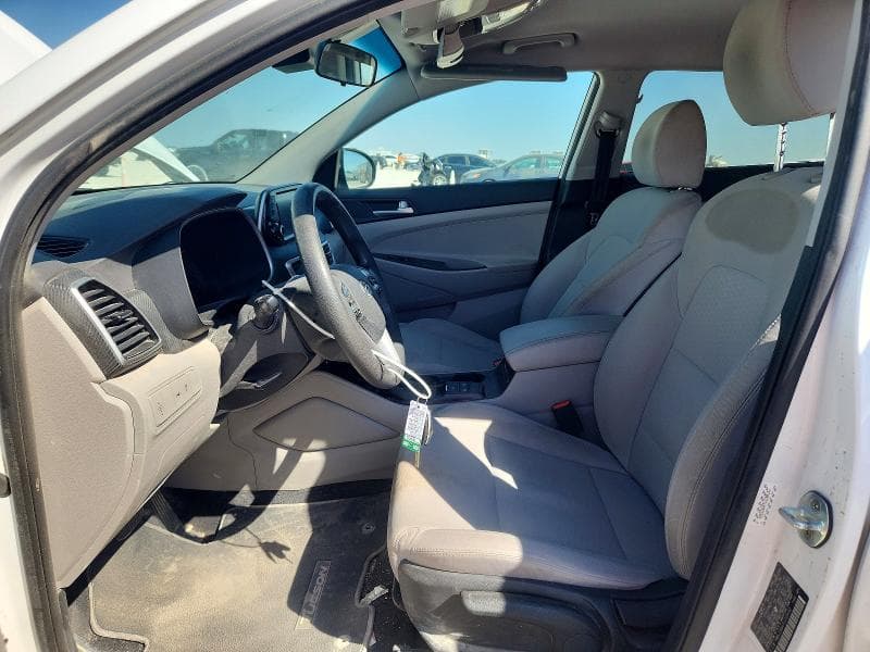 2020 HYUNDAI TUCSON SE 7