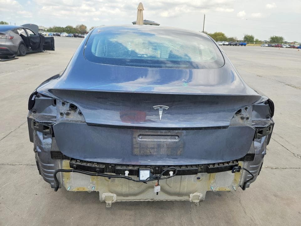 2023 TESLA MODEL 3 6