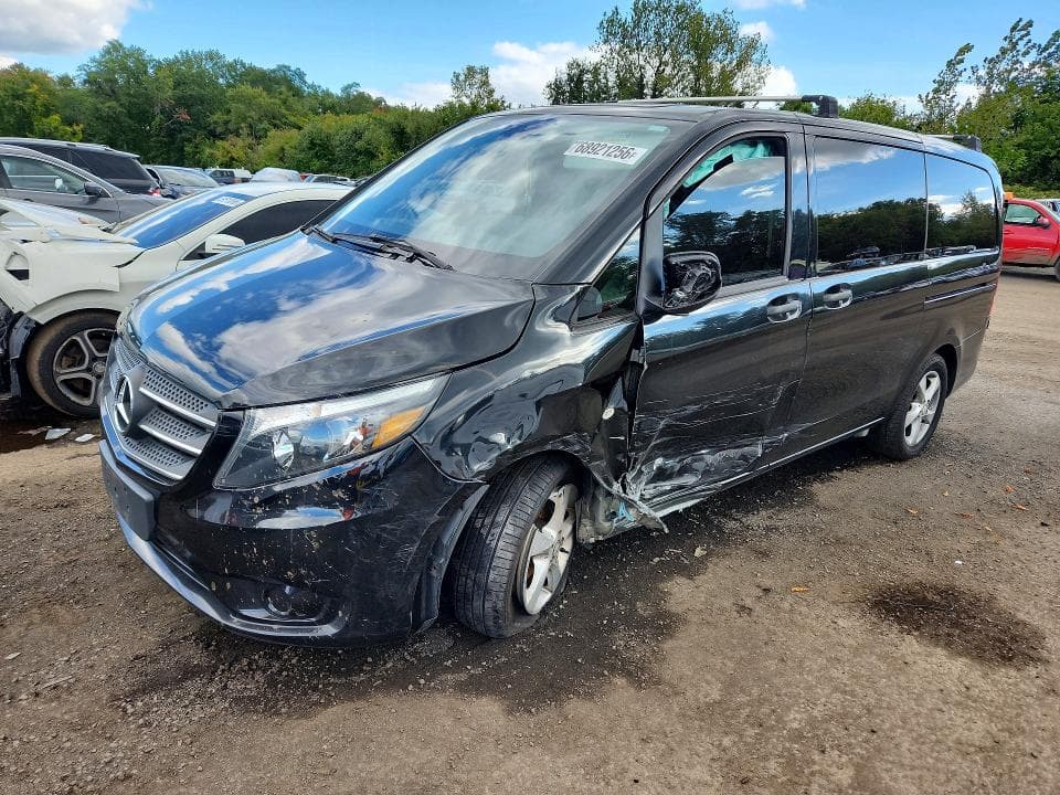 2018 MERCEDES-BENZ METRIS