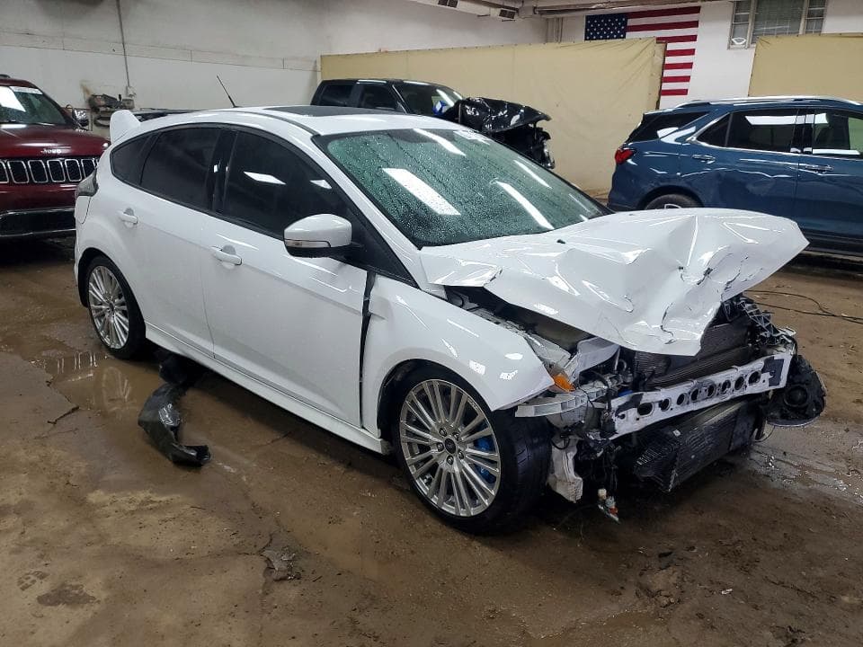 2017 FORD FOCUS RS 4