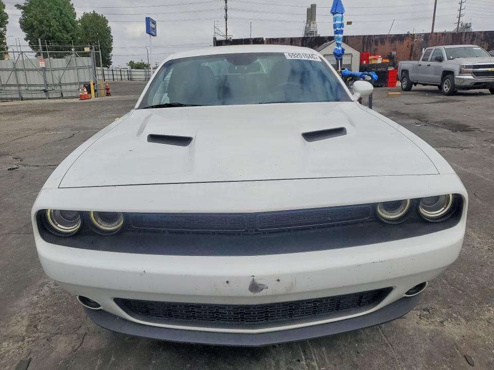 2019 DODGE CHALLENGER SXT 5