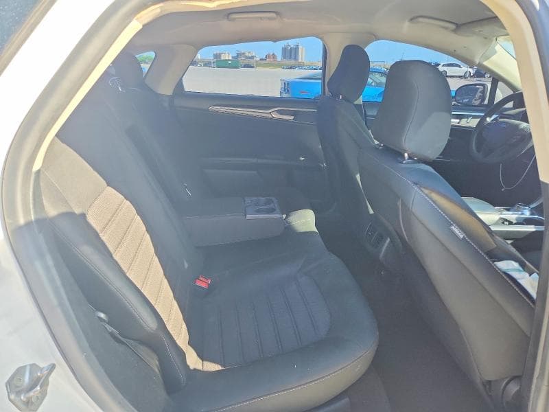 2020 FORD FUSION SE 10