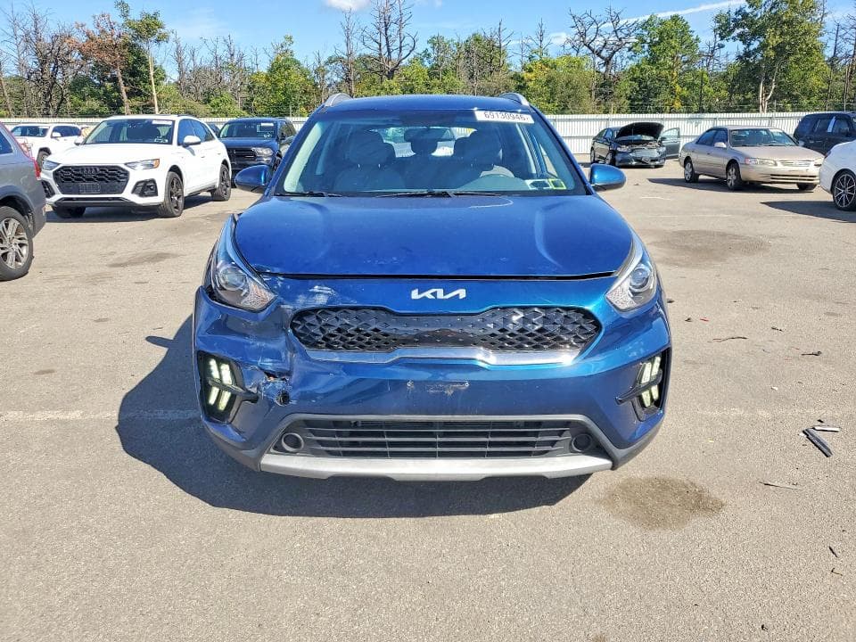 2022 KIA NIRO LX 5