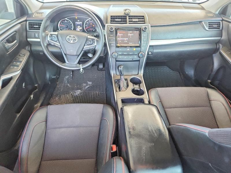 2017 TOYOTA CAMRY SE 8