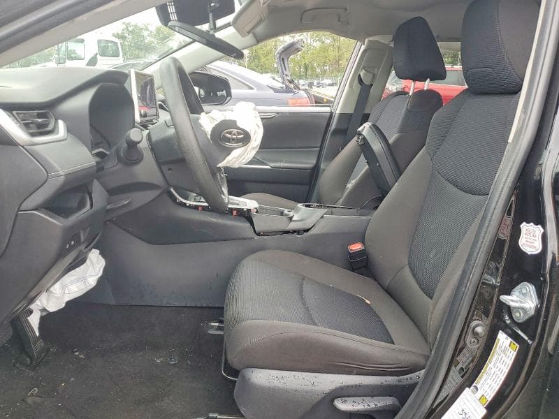 2025 TOYOTA RAV4 LE 7